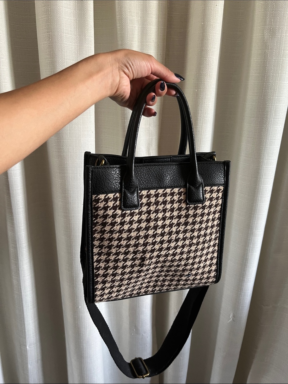 Black & Beige Houndstooth Tote Bag with Shoulder Strap